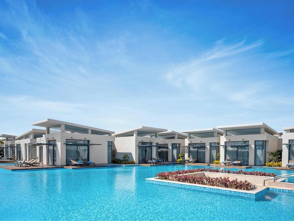 Rixos Premium Magawish Suites and Villas — Swimming pool in Hurghada, Red Sea