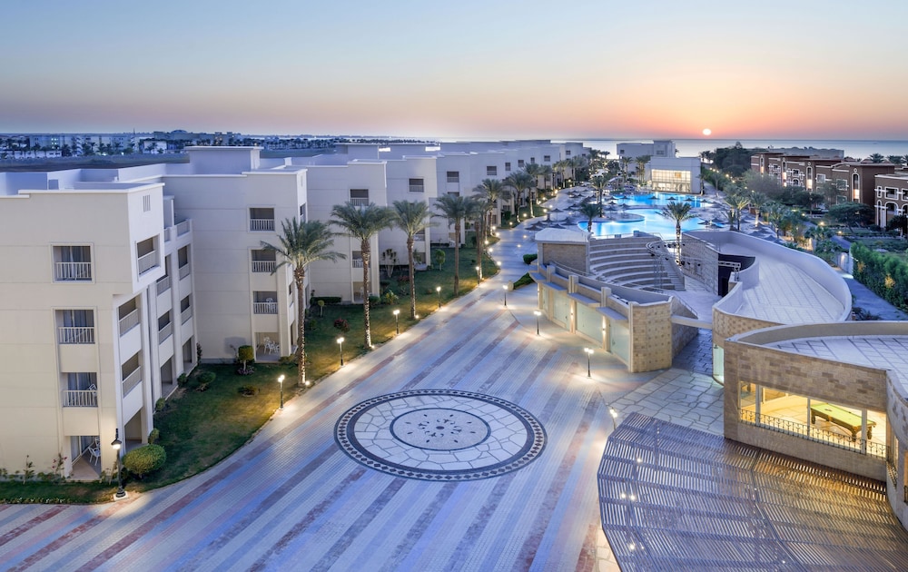 JAZ Soma Beach — Hotel building in Soma Bay, Red Sea