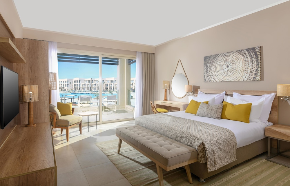 Steigenberger Resort Ras Soma — Hotel rooms in Soma Bay, Red Sea