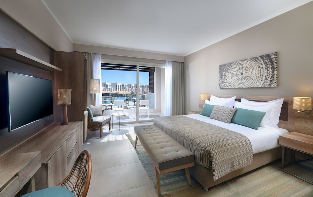Steigenberger Resort Ras Soma — Hotel rooms in Soma Bay, Red Sea