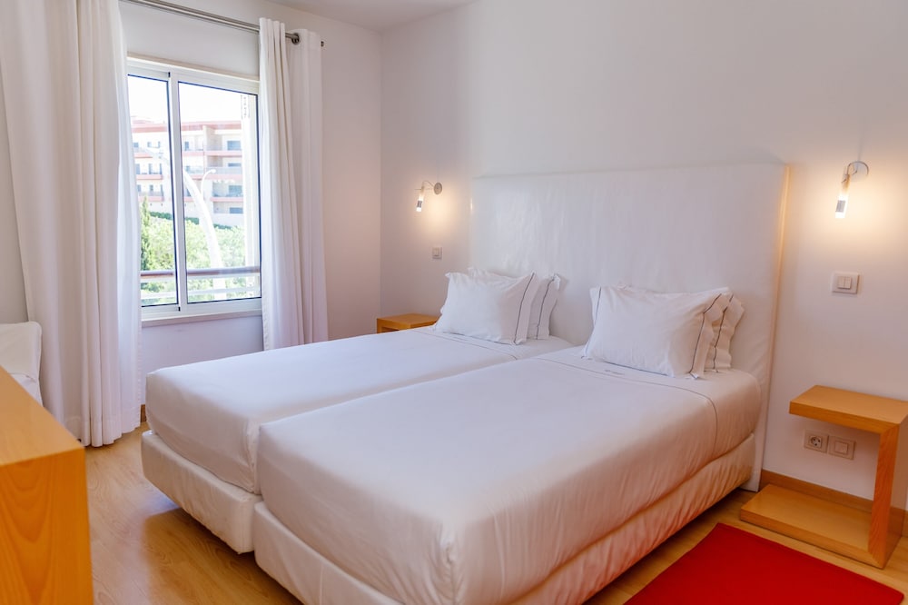 Marina Club Suite Hotel — Hotel rooms in Lagos, Faro