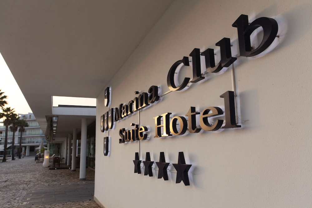 Marina Club Suite Hotel — Hotel building in Lagos, Faro