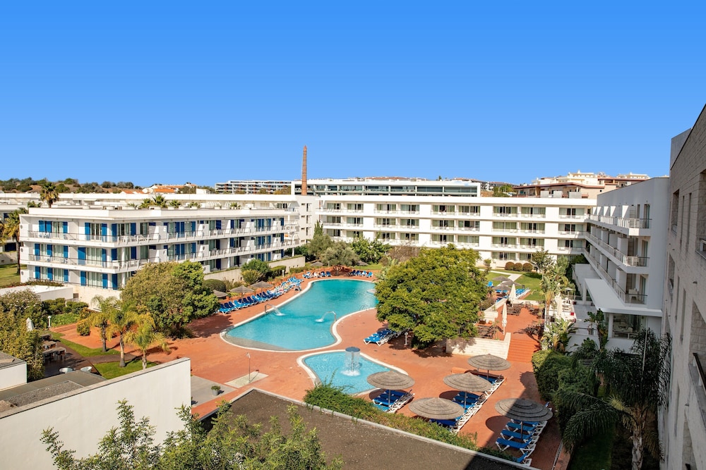 Marina Club Suite Hotel — Swimming pool in Lagos, Faro