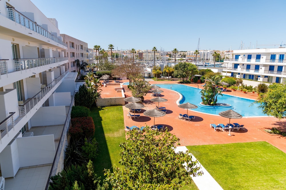 Marina Club Suite Hotel — Swimming pool in Lagos, Faro