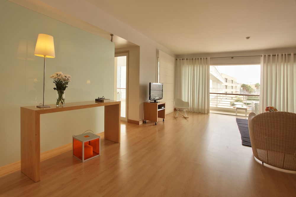 Marina Club Suite Hotel — Hotel rooms in Lagos, Faro