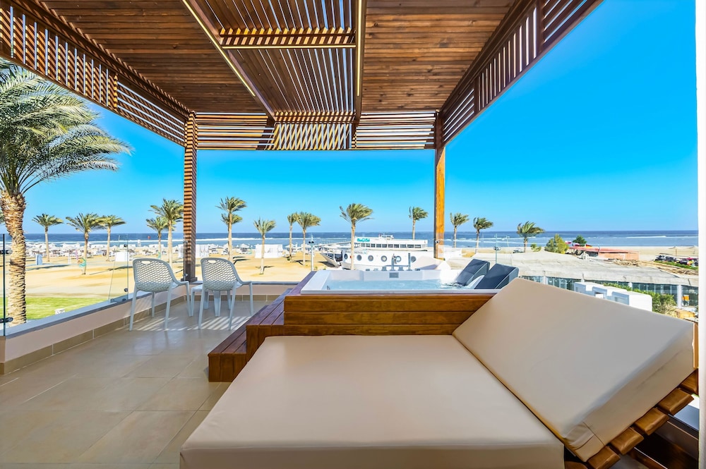 Sataya Resort Marsa Alam — Hotel rooms in Marsa Alam, Red Sea