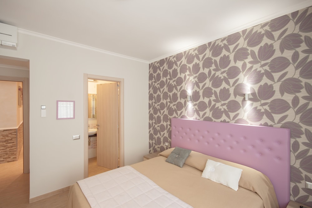Rome King Suite — Hotel rooms in Rome, Lazio