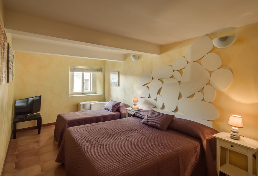 Rome King Suite — Hotel rooms in Rome, Lazio