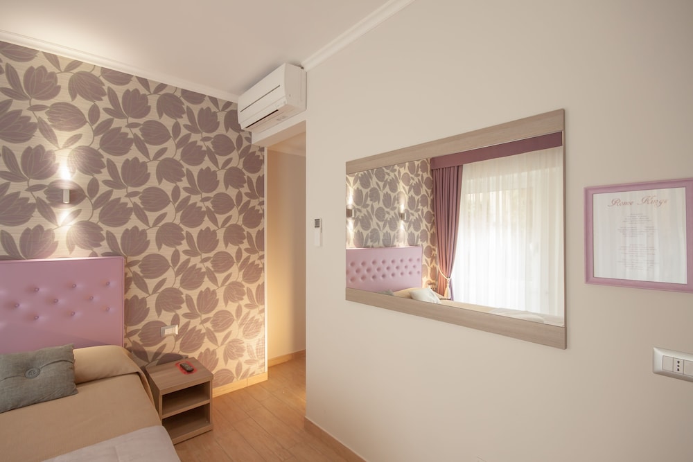 Rome King Suite — Hotel rooms in Rome, Lazio