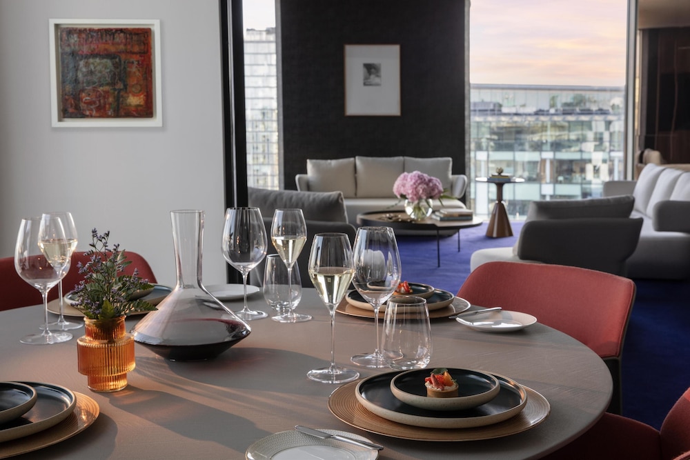 Anantara The Marker Dublin - A Leading Hotel of the World — Restaurant & bars in Dublin, Dublin City