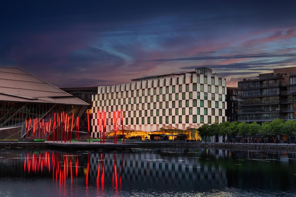 Anantara The Marker Dublin - A Leading Hotel of the World — Hotel building in Dublin, Dublin City