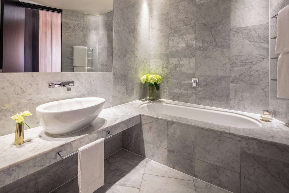 Anantara The Marker Dublin - A Leading Hotel of the World — Hotel rooms in Dublin, Dublin City