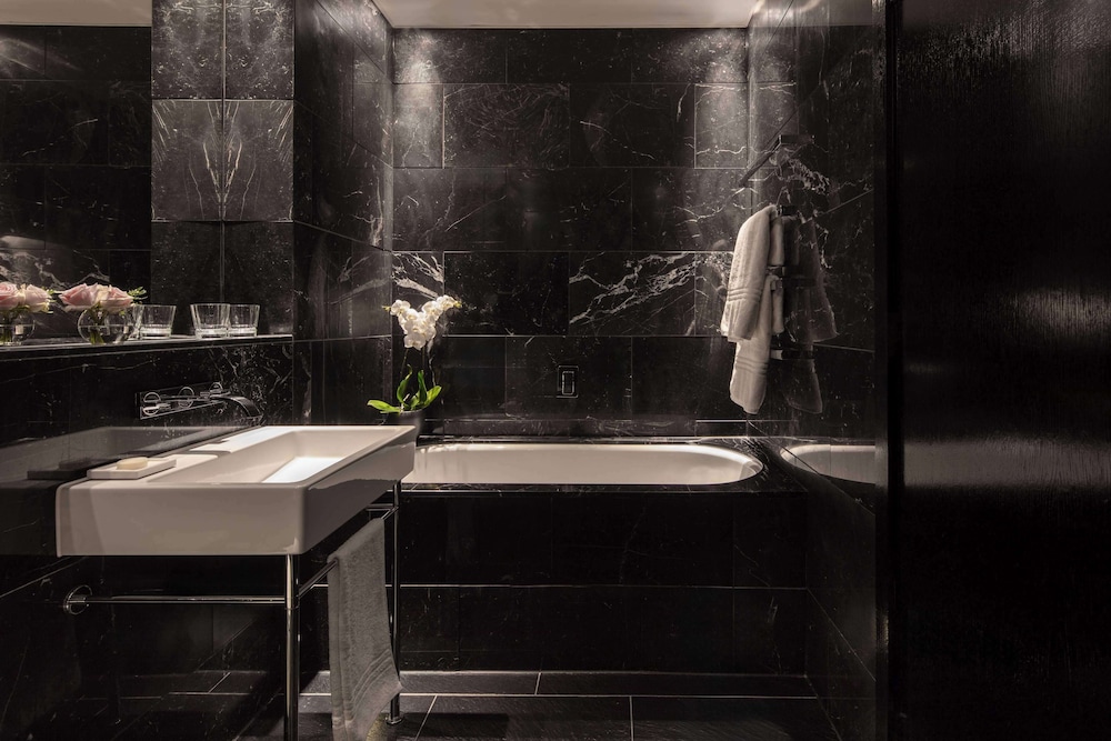 Anantara The Marker Dublin - A Leading Hotel of the World — Hotel rooms in Dublin, Dublin City