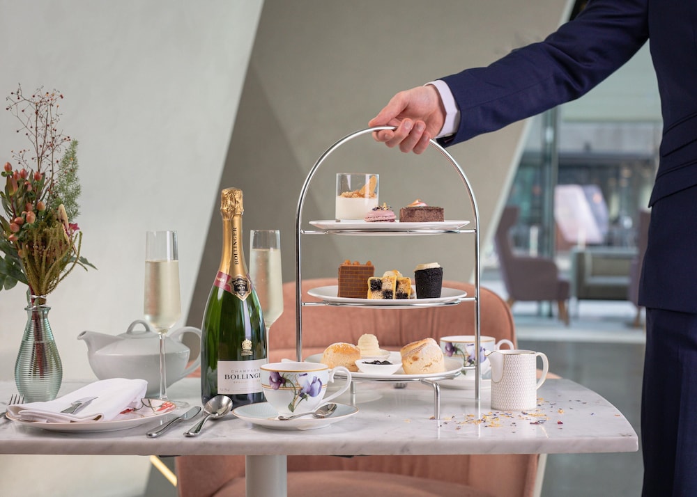 Anantara The Marker Dublin - A Leading Hotel of the World — Restaurant & bars in Dublin, Dublin City