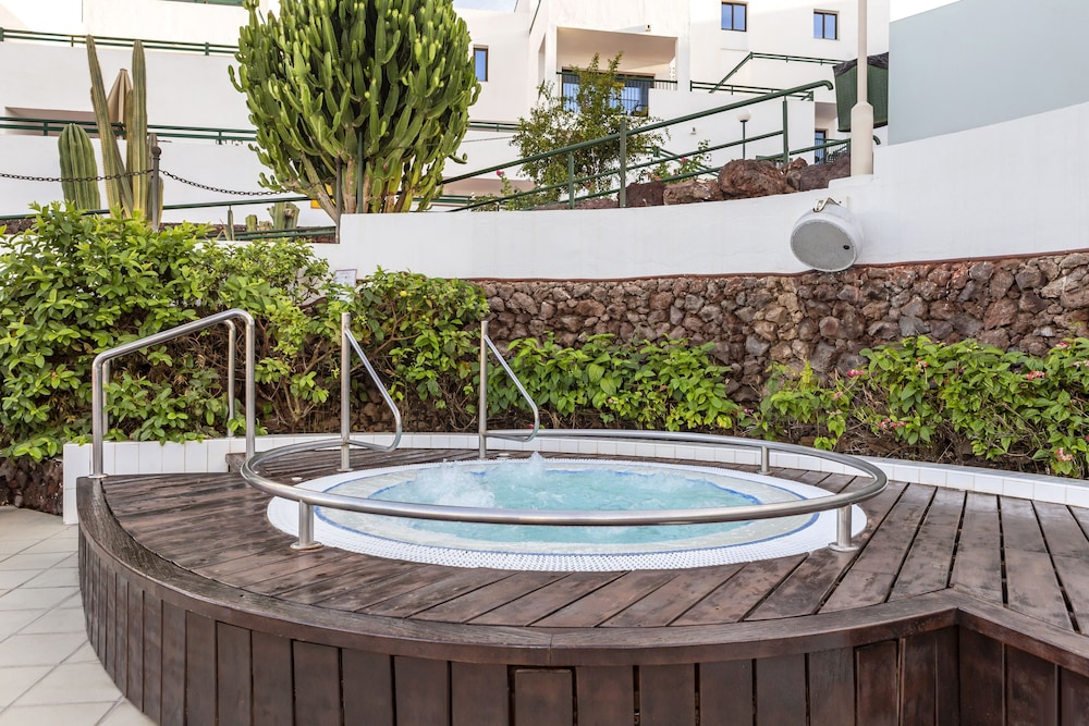 Sunset Bay Club — Spa in Costa Adeje, Canary Islands
