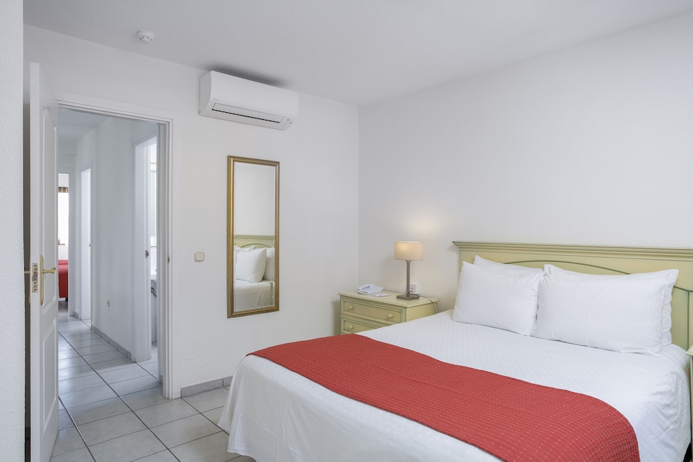 Sunset Bay Club — Hotel rooms in Costa Adeje, Canary Islands