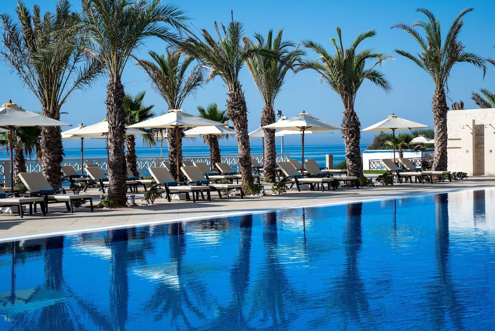 Radisson Blu Resort & Thalasso, Hammamet — Swimming pool in Hammamet, Nabeul