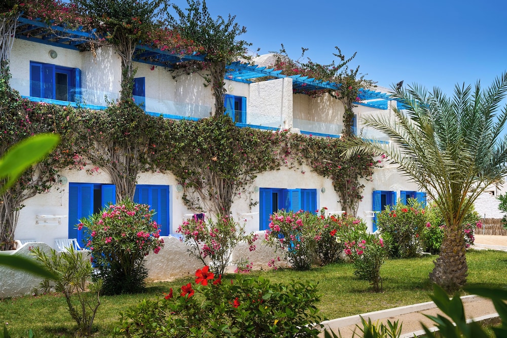 Eden Yasmine Resort & Spa — Hotel building in Hammamet, Nabeul