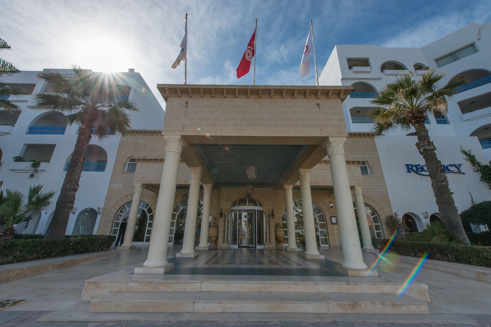 Regency Hotel and Spa — Hotel building in Skanes inc. Monastir, Monastir