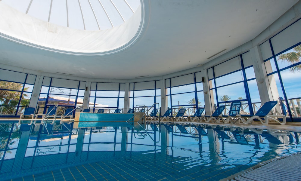 Regency Hotel and Spa — Swimming pool in Skanes inc. Monastir, Monastir