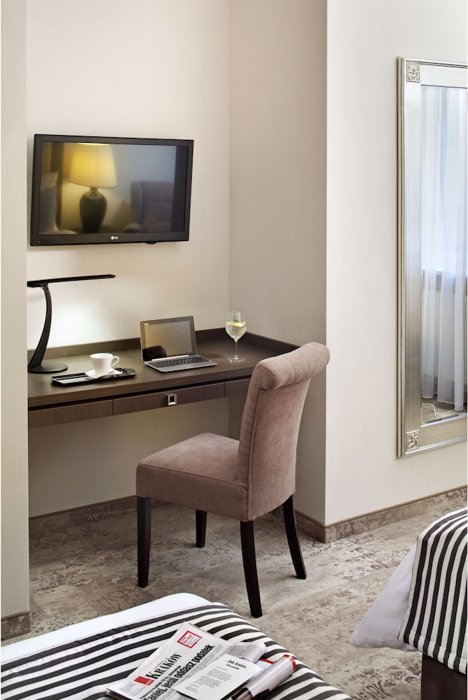 Metropolitan Boutique Hotel — Hotel rooms in Krakow, Lesser Poland