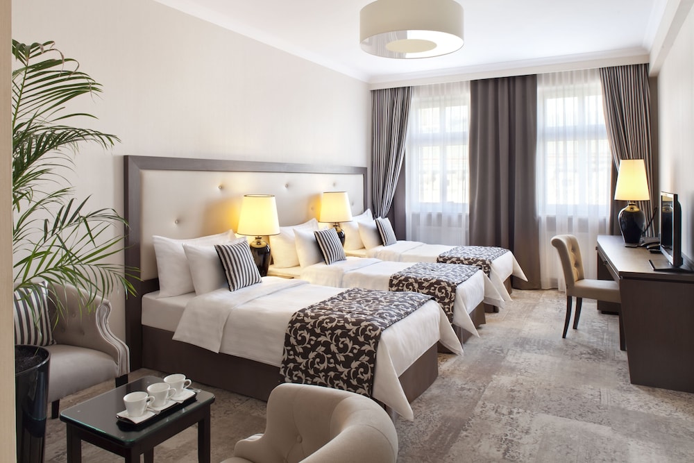 Metropolitan Boutique Hotel — Hotel rooms in Krakow, Lesser Poland