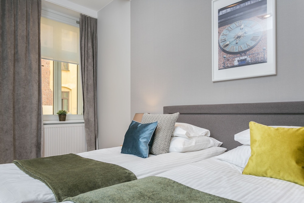 Venetian House Market Square Aparthotel — Hotel rooms in Krakow, Lesser Poland
