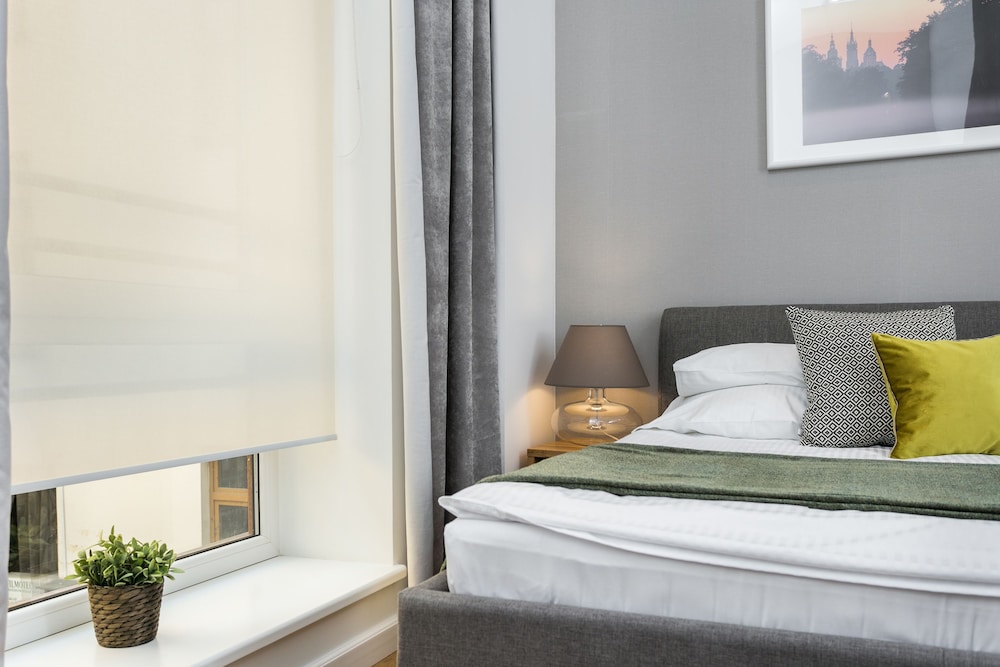 Venetian House Market Square Aparthotel — Hotel rooms in Krakow, Lesser Poland