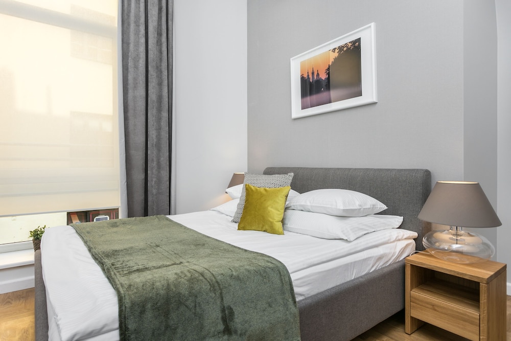 Venetian House Market Square Aparthotel — Hotel rooms in Krakow, Lesser Poland