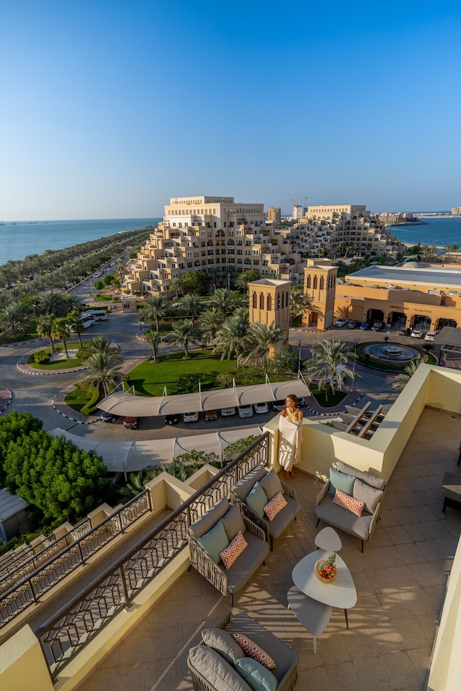 Rixos Bab Al Bahr - All inclusive — Hotel building in Ras al Khaimah