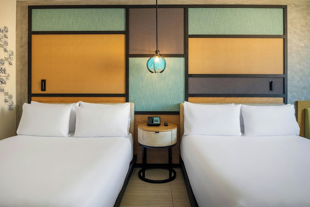 Aloft by Marriott Cancun — Hotel rooms in Cancun, Quintana Roo