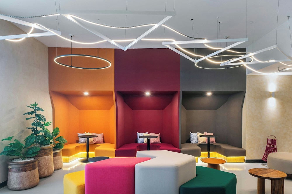 Aloft by Marriott Cancun — Restaurant & bars in Cancun, Quintana Roo