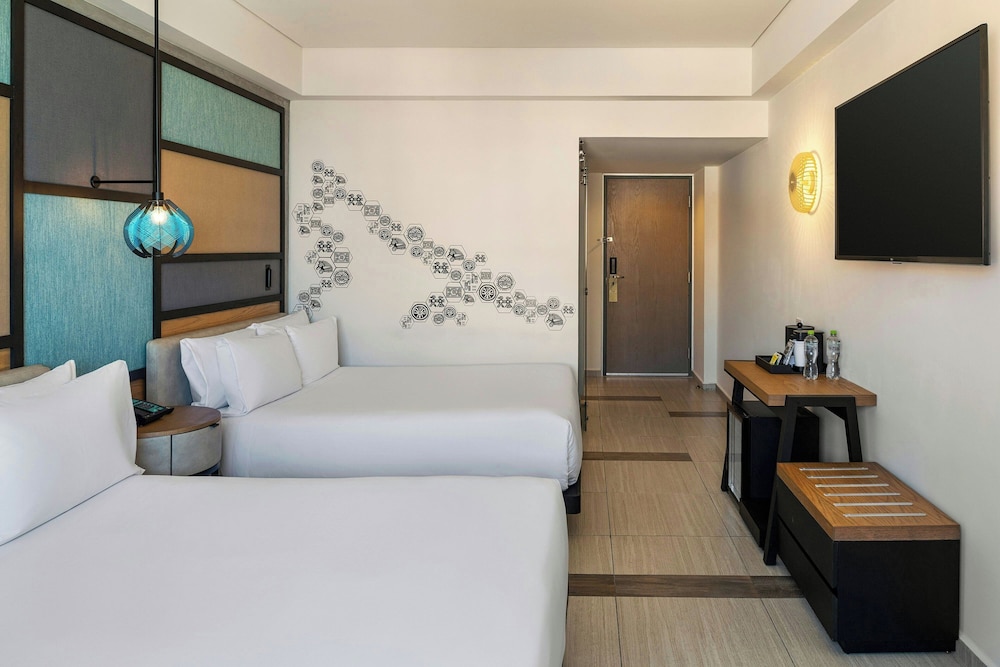 Aloft by Marriott Cancun — Hotel rooms in Cancun, Quintana Roo