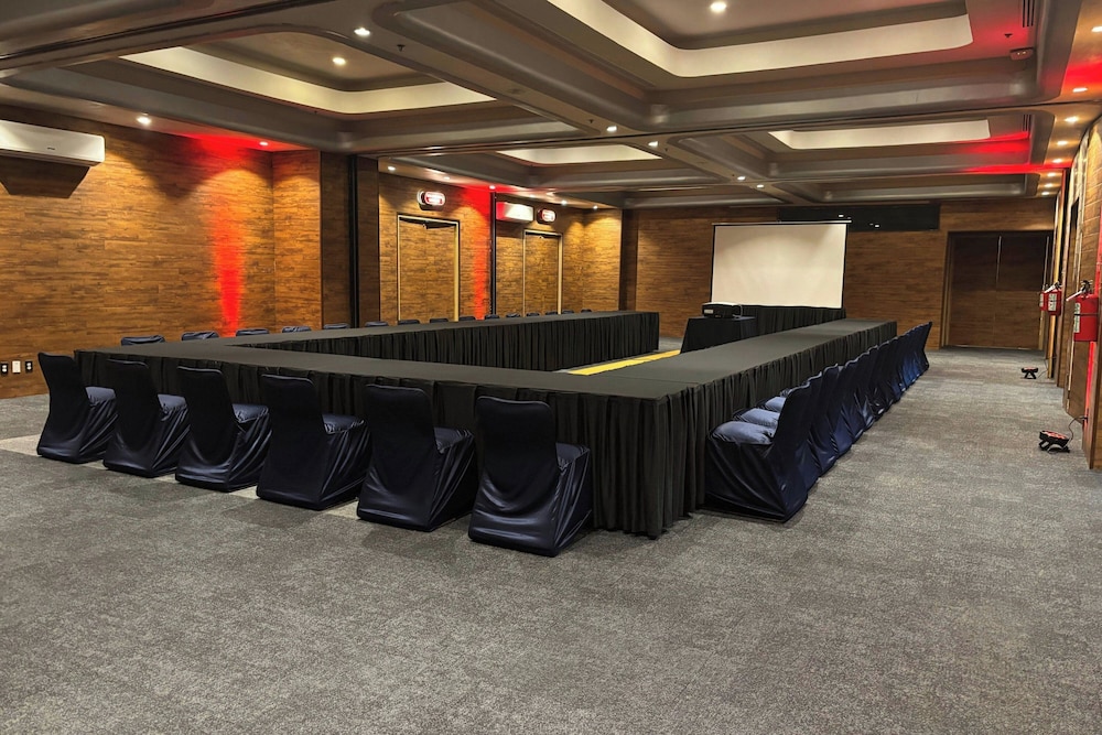 Aloft by Marriott Cancun — Hotel building in Cancun, Quintana Roo