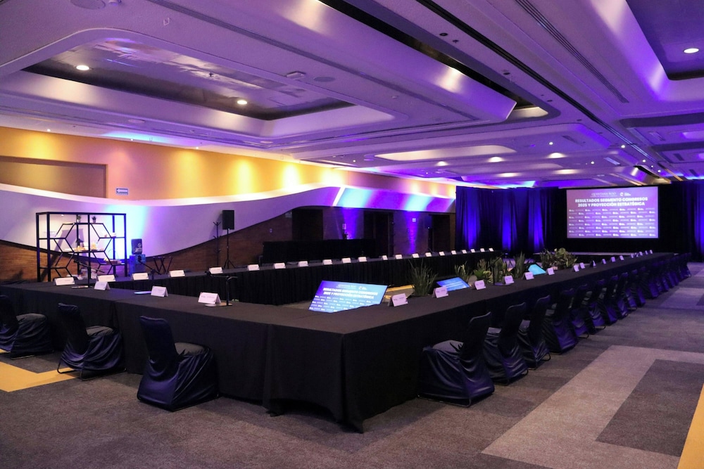 Aloft by Marriott Cancun — Hotel building in Cancun, Quintana Roo