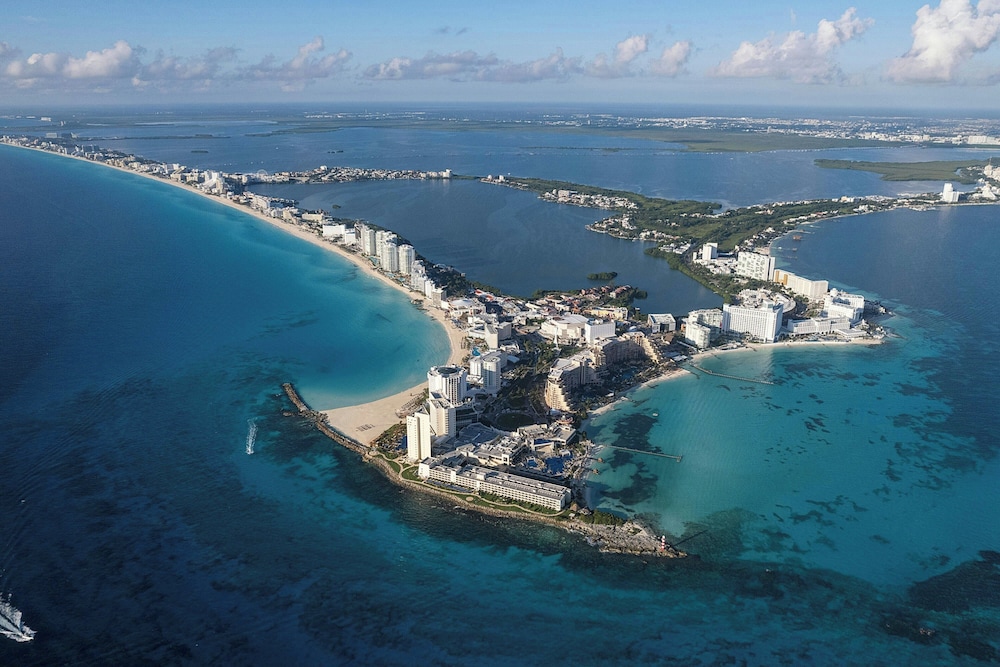 Aloft by Marriott Cancun — Attractions in the area in Cancun, Quintana Roo