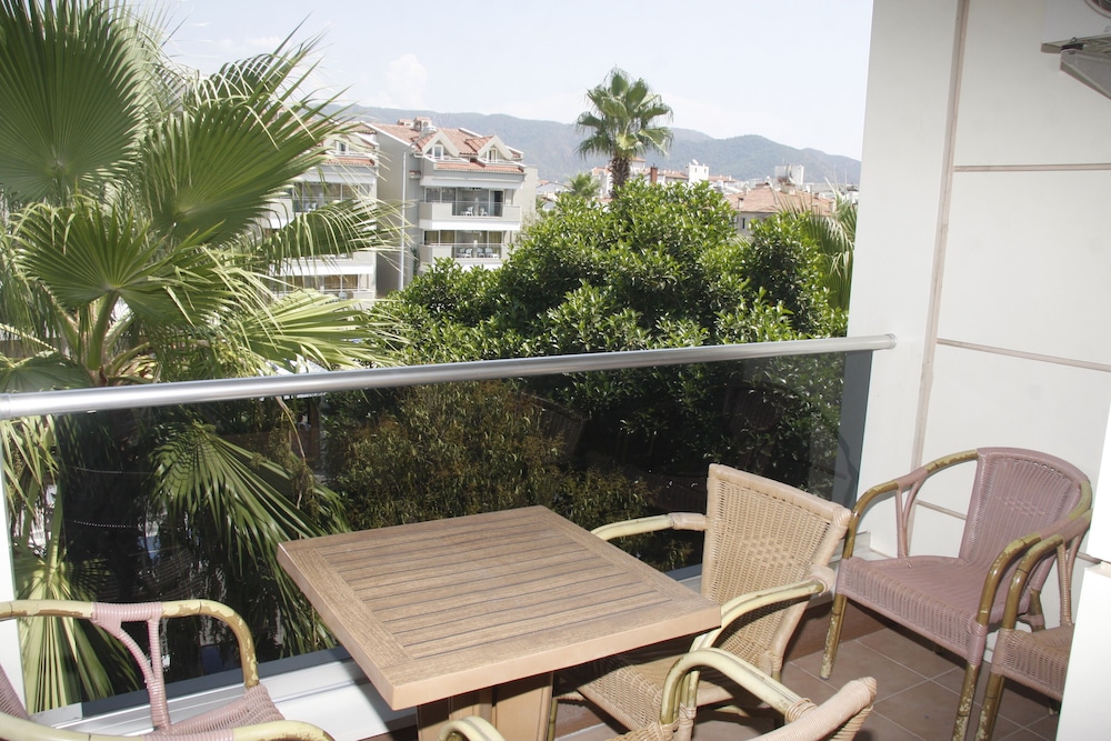 Mehtap Family Hotel — Hotel building in Marmaris, Mugla