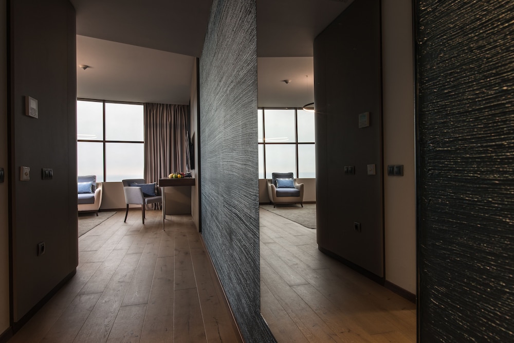 Rosslyn Dimyat Hotel Varna — Hotel rooms in Varna, Varna Region