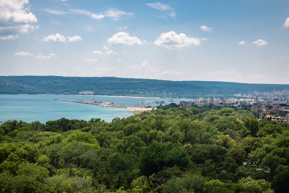 Rosslyn Dimyat Hotel Varna — Attractions in the area in Varna, Varna Region