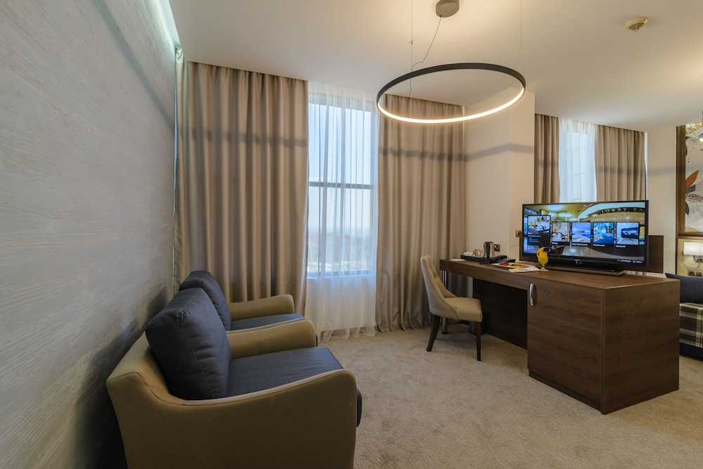 Rosslyn Dimyat Hotel Varna — Hotel rooms in Varna, Varna Region