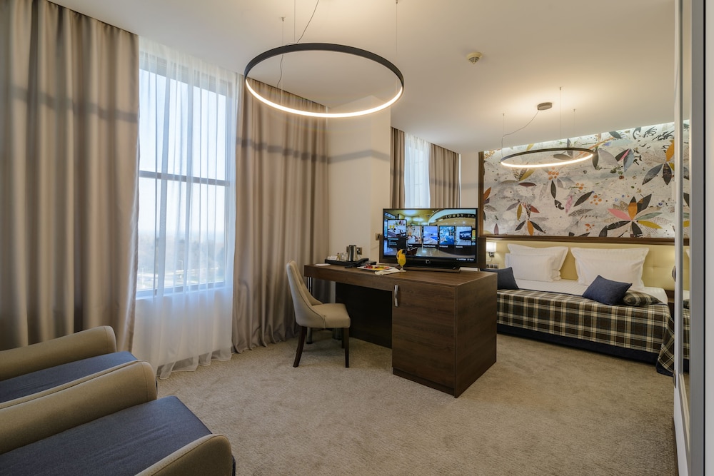Rosslyn Dimyat Hotel Varna — Hotel rooms in Varna, Varna Region