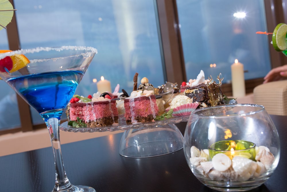 Rosslyn Dimyat Hotel Varna — Restaurant & bars in Varna, Varna Region