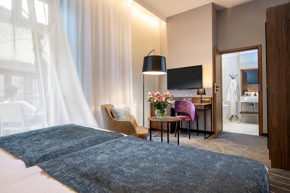 Hotel M29 — Hotel rooms in Krakow, Lesser Poland