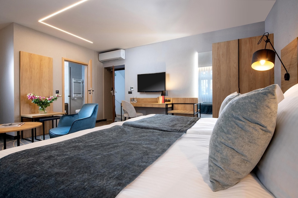 Hotel M29 — Hotel rooms in Krakow, Lesser Poland