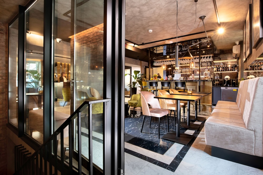 Hotel M29 — Restaurant & bars in Krakow, Lesser Poland
