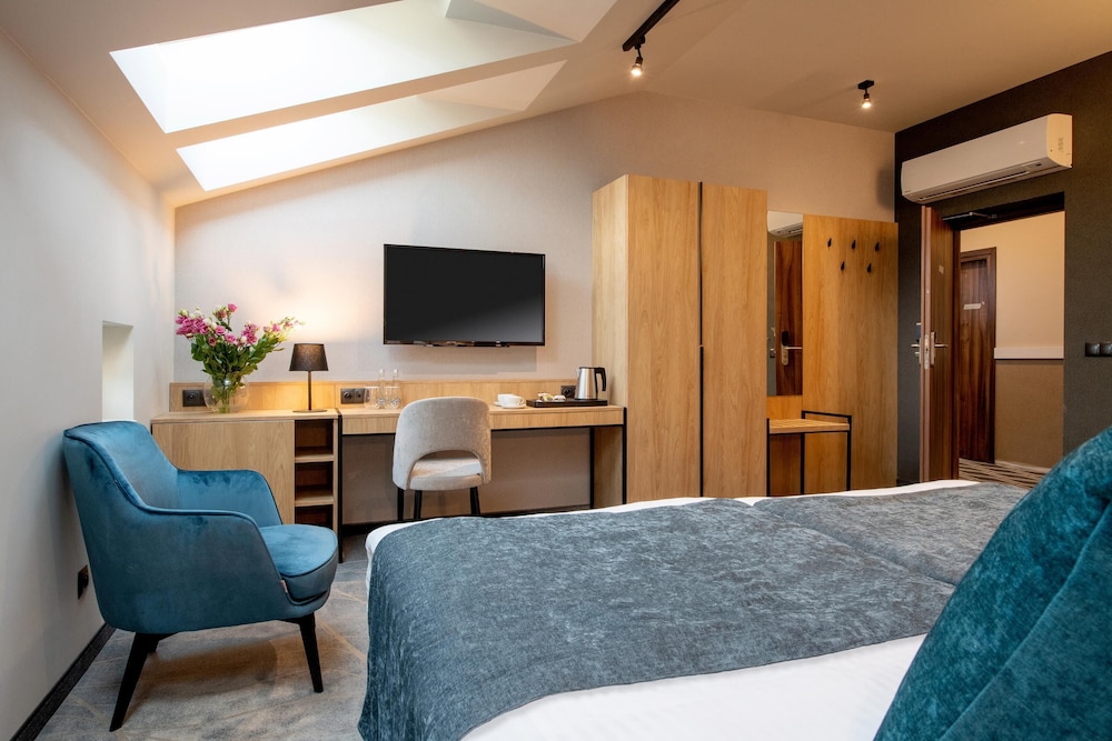 Hotel M29 — Hotel rooms in Krakow, Lesser Poland