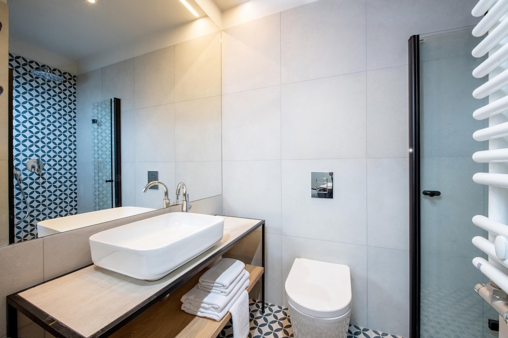 Hotel M29 — Hotel rooms in Krakow, Lesser Poland