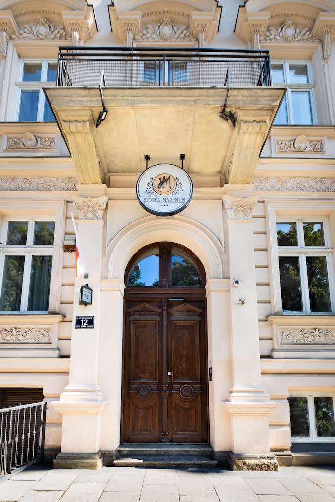 Hotel Maximum — Hotel building in Krakow, Lesser Poland