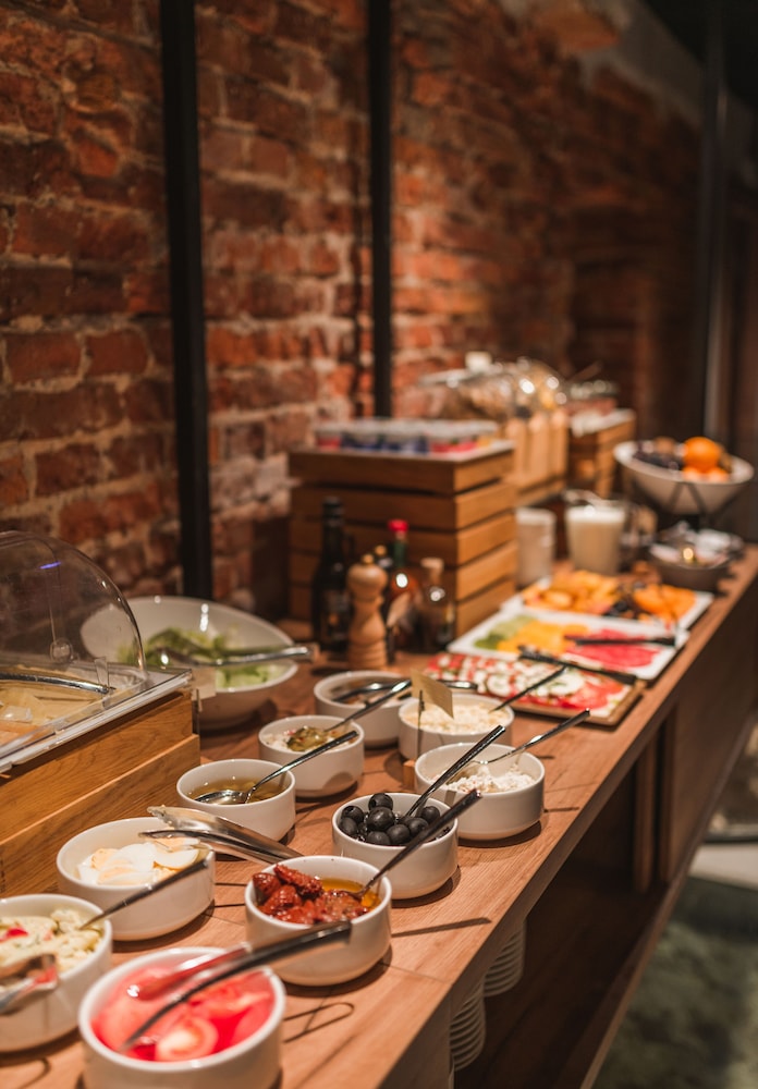Hotel Estera — Restaurant & bars in Krakow, Lesser Poland