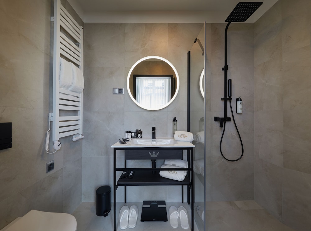 Hotel Estera — Hotel rooms in Krakow, Lesser Poland